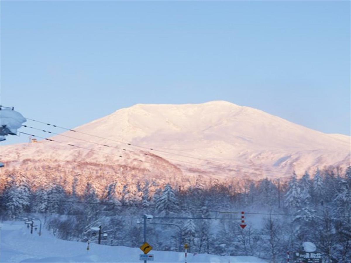 K'S House Hokkaido - Asahidake Onsen Hostel Higashikawa Екстер'єр фото